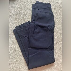 Reitmans Iconic Straight Leg Mid-Rise Pants in Dark Navy